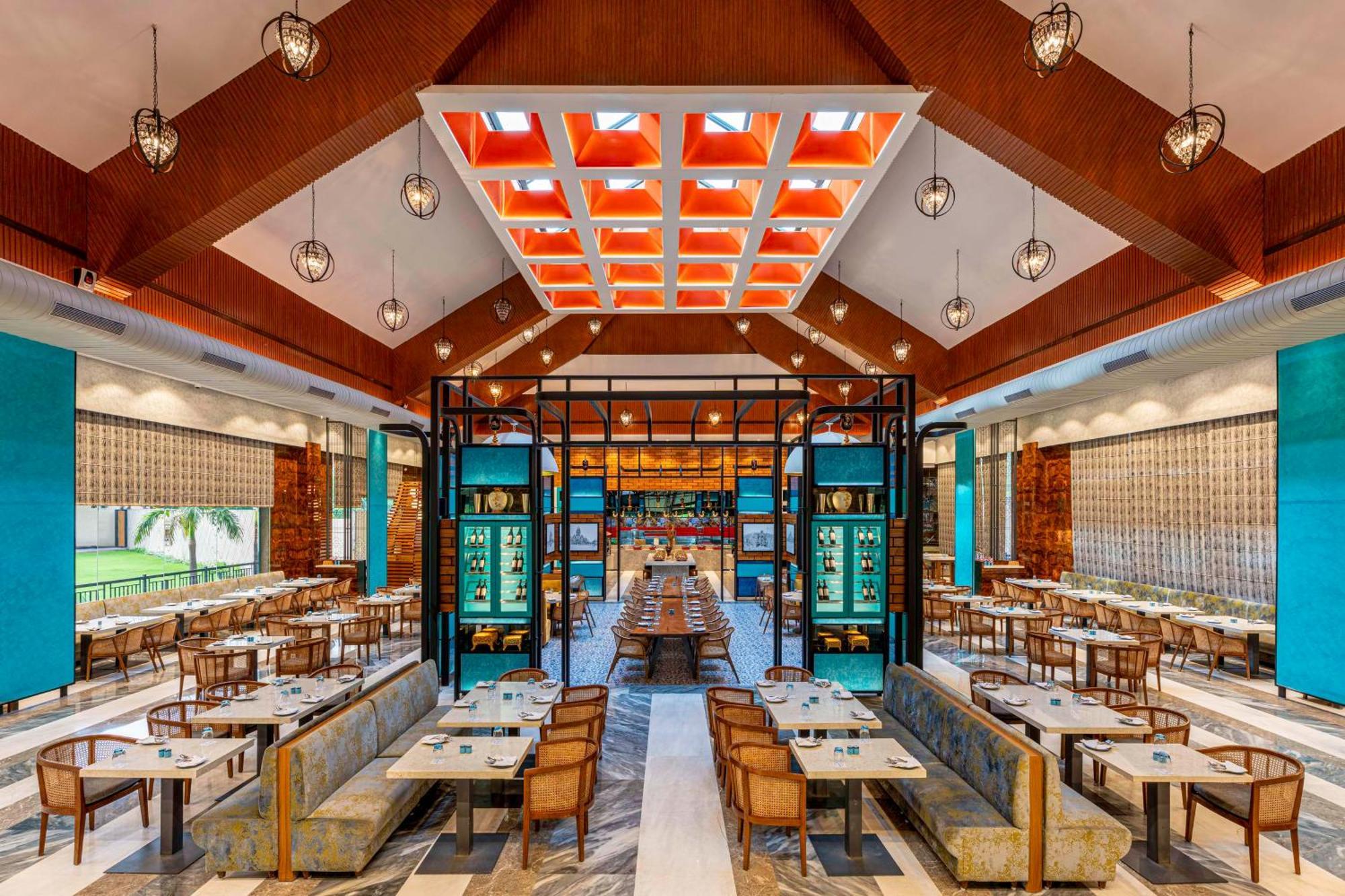 Radisson Blu Plaza Resort & Convention Centre カルジャット エクステリア 写真 The restaurant